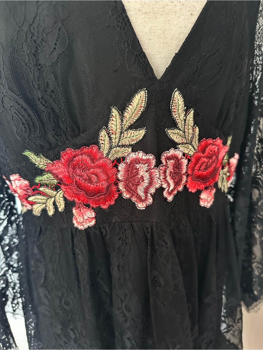 SHEIN Curve Black Lace Witchy Goth Rose Embroidered Dress Long Sleeve Coquette - Picture 3 of 14